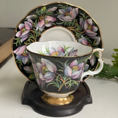 Чайная пара черный Royal Albert Provincial Flowers Prairie Crocus 200 мл Англия 