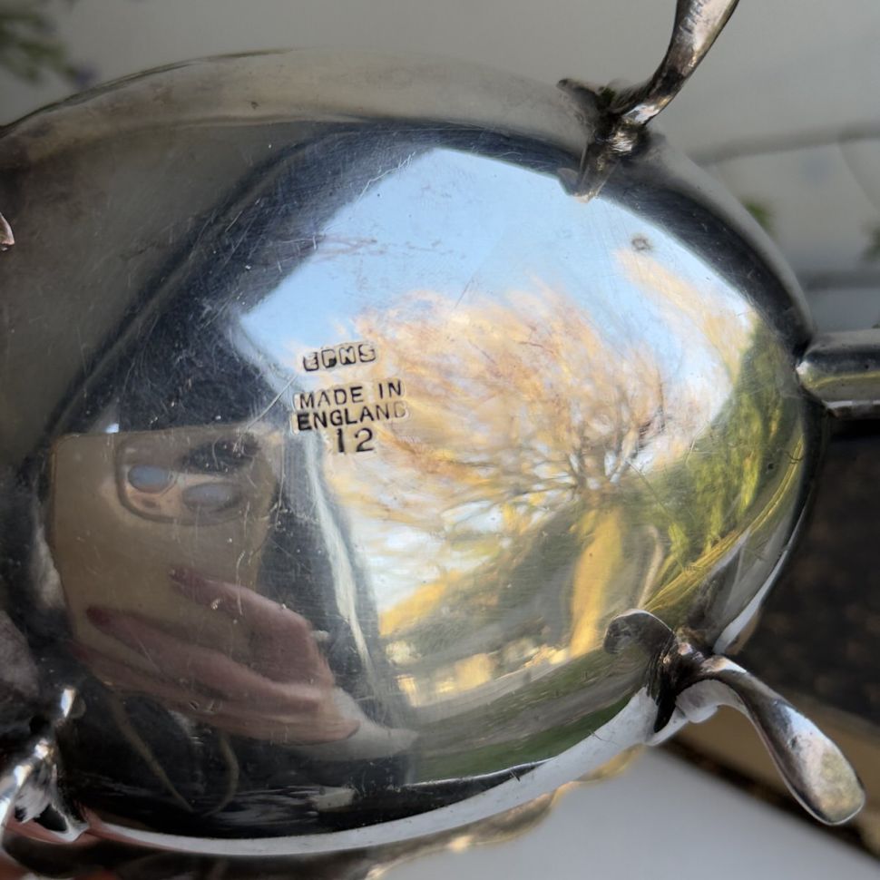 Кофейник 1 л на ножках серебрение Англия  