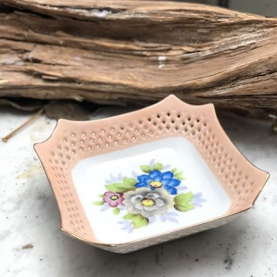 Миска розетка с резным краем 13,5 х 13,5см