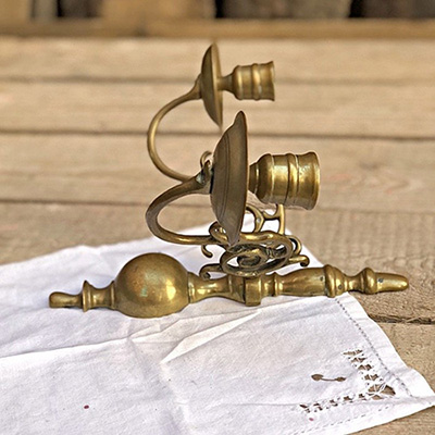 Подсвечник настенный на две свечи, латунь