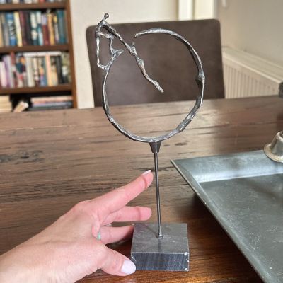 Статуэтка Поддержка 24 см бронза камень Голландия