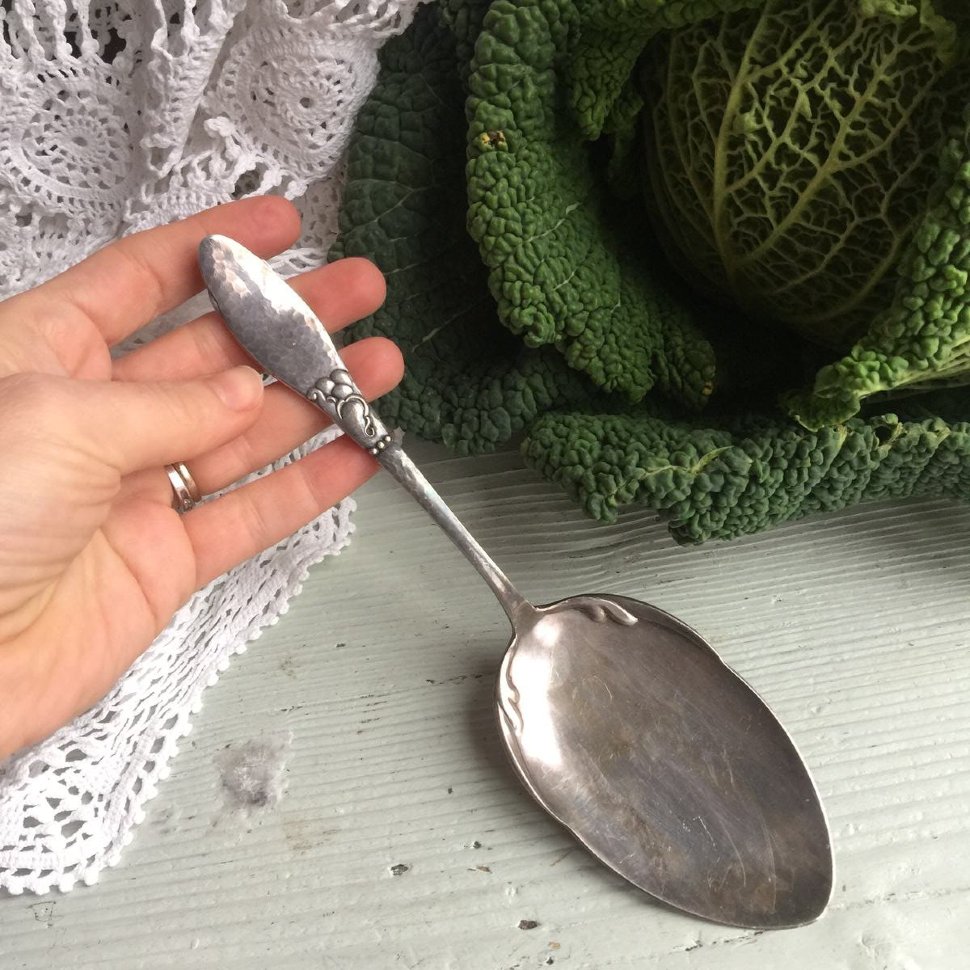 Лопатка для торта мельхиор, чеканка