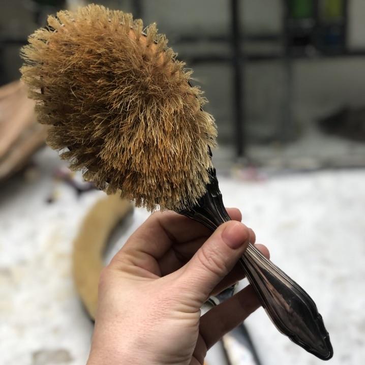 Щетка для одежды гравировка