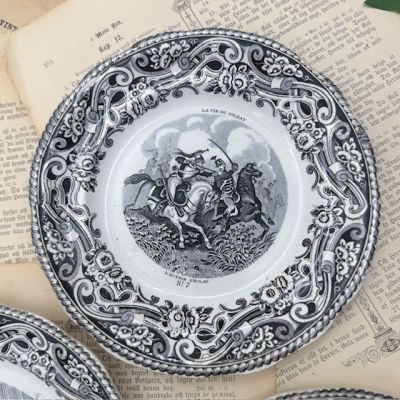 Тарелка Gien Жизнь солдата Отважный поступок 20 см Франция 