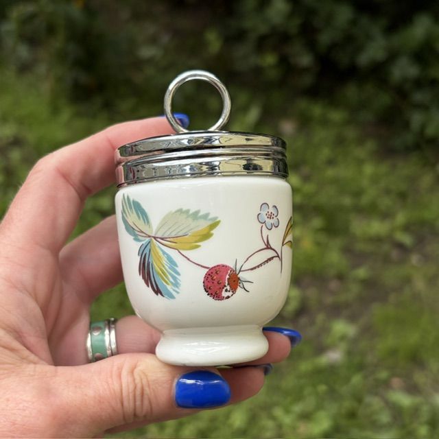 Кодлер на 1 яйцо Royal Worcester земляника бабочка 