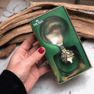 Ложка декоративная с кожанным шнуром MEMA мельхиор 