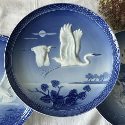 Тарелка панно Hutschenreuther 26 см Аисты 1981 г Германия