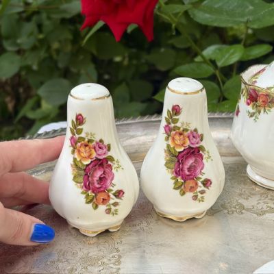 Солонка перечница Royal Albert Old Country Roses 10 см фарфор Англия набор