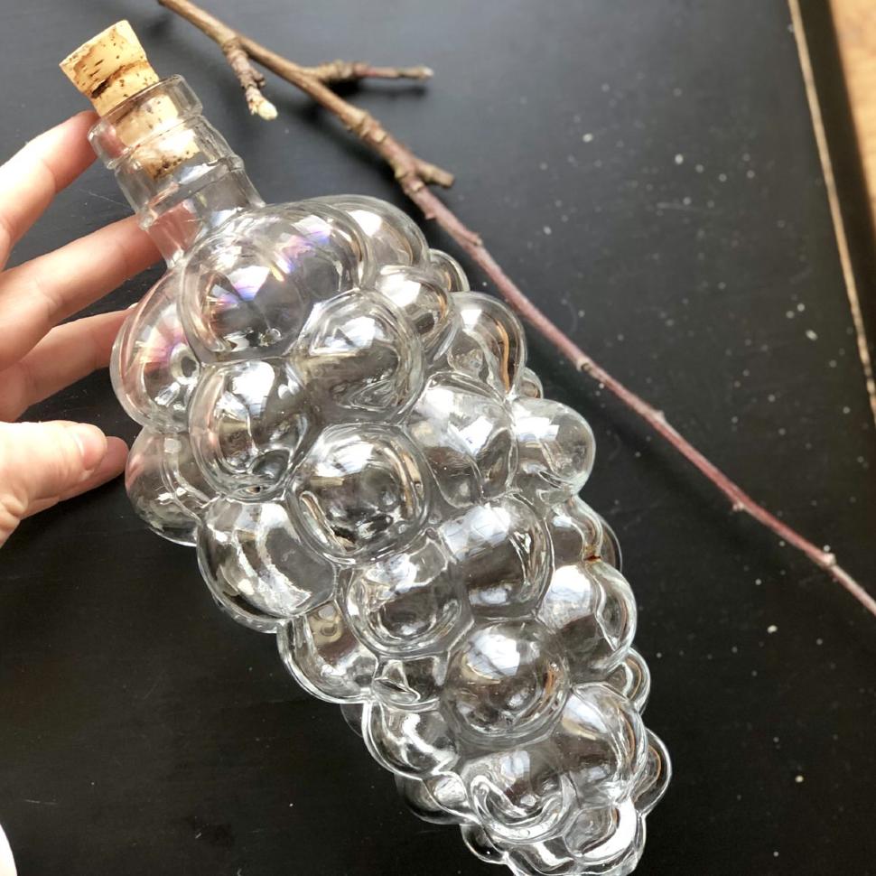 Бутыль 0,7л виноградная гроздь стекло