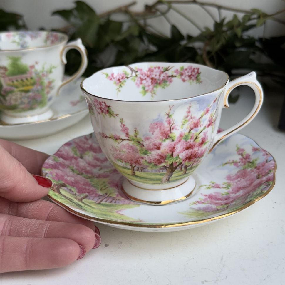 Чайная пара Royal Albert Blossom Time 200 мл 1950-е гг. Англия 