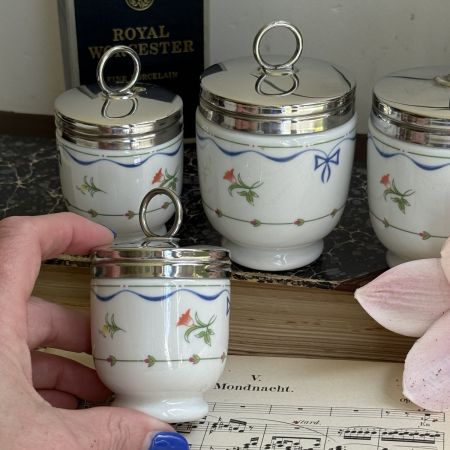 Кодлер на 1 яйцо Royal Worchester Англия 