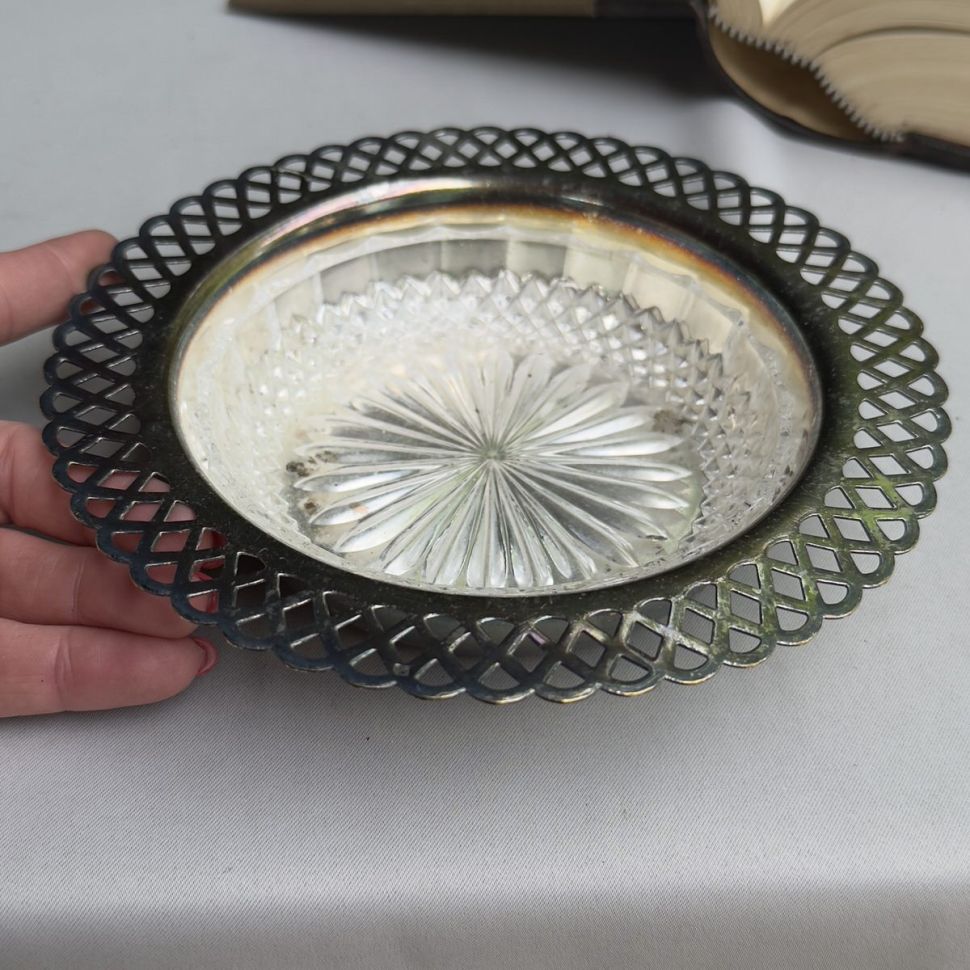 Блюдо для закусок икорница 18 см серебрение хрусталь Франция 