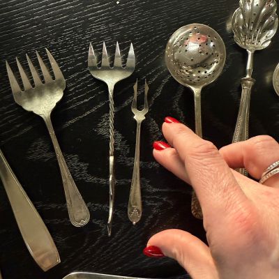 Вилка двузубец для закусок 11 см мельхиор