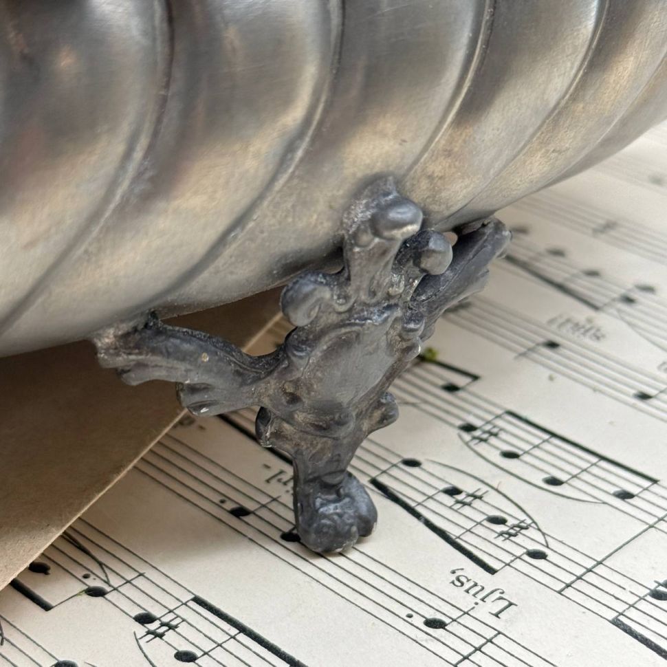 Кашпо жардиньерка 28 см олово Италия