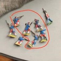 Набор солдатиков 5 шт. в синей юниформе