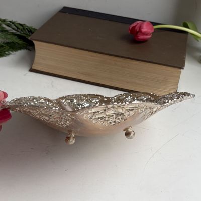 Блюдо фруктовница 23 см на ножках серебрение 