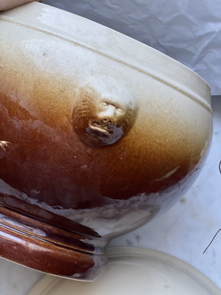 Супница Лев 3,5 л керамика Швеция