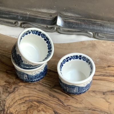 Подставка для яйца Blue Castle ВиллеройБох 6 см Германия       