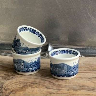 Подставка для яйца Blue Castle ВиллеройБох 6 см Германия       