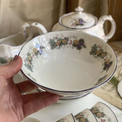 Тарелка глубокая 16 см Royal Doulton фарфор Англия