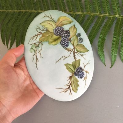 Панно с подвесом Ежевика