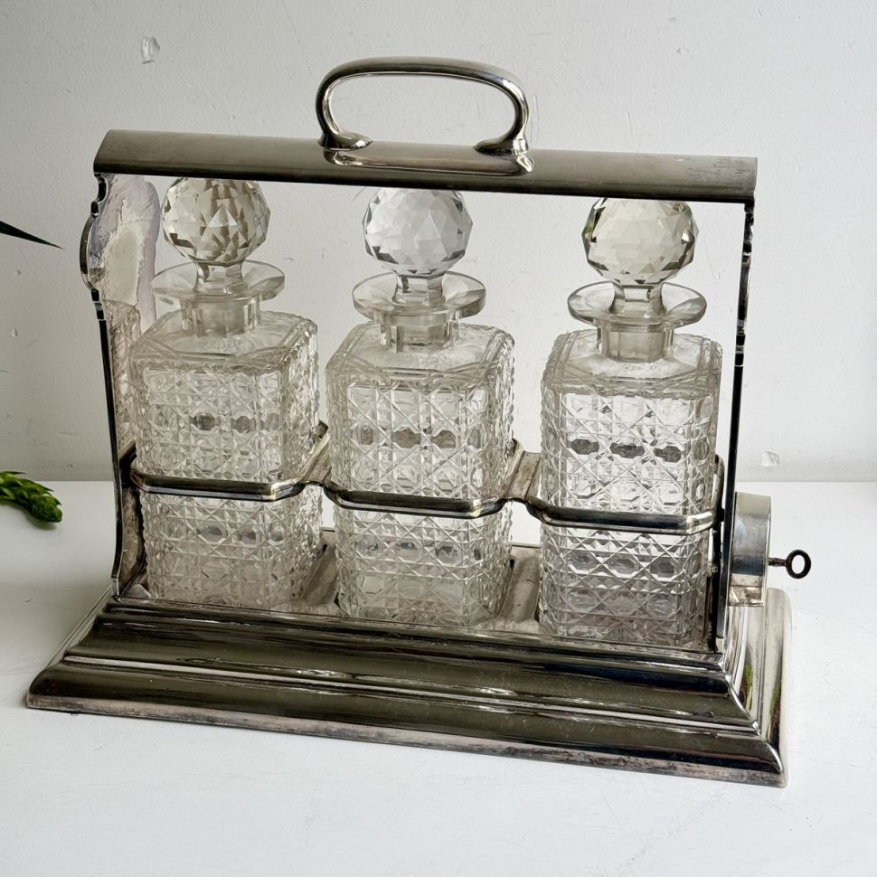 Бар Тантал Sheffield Walker & Hall 19 век хрусталь серебрение