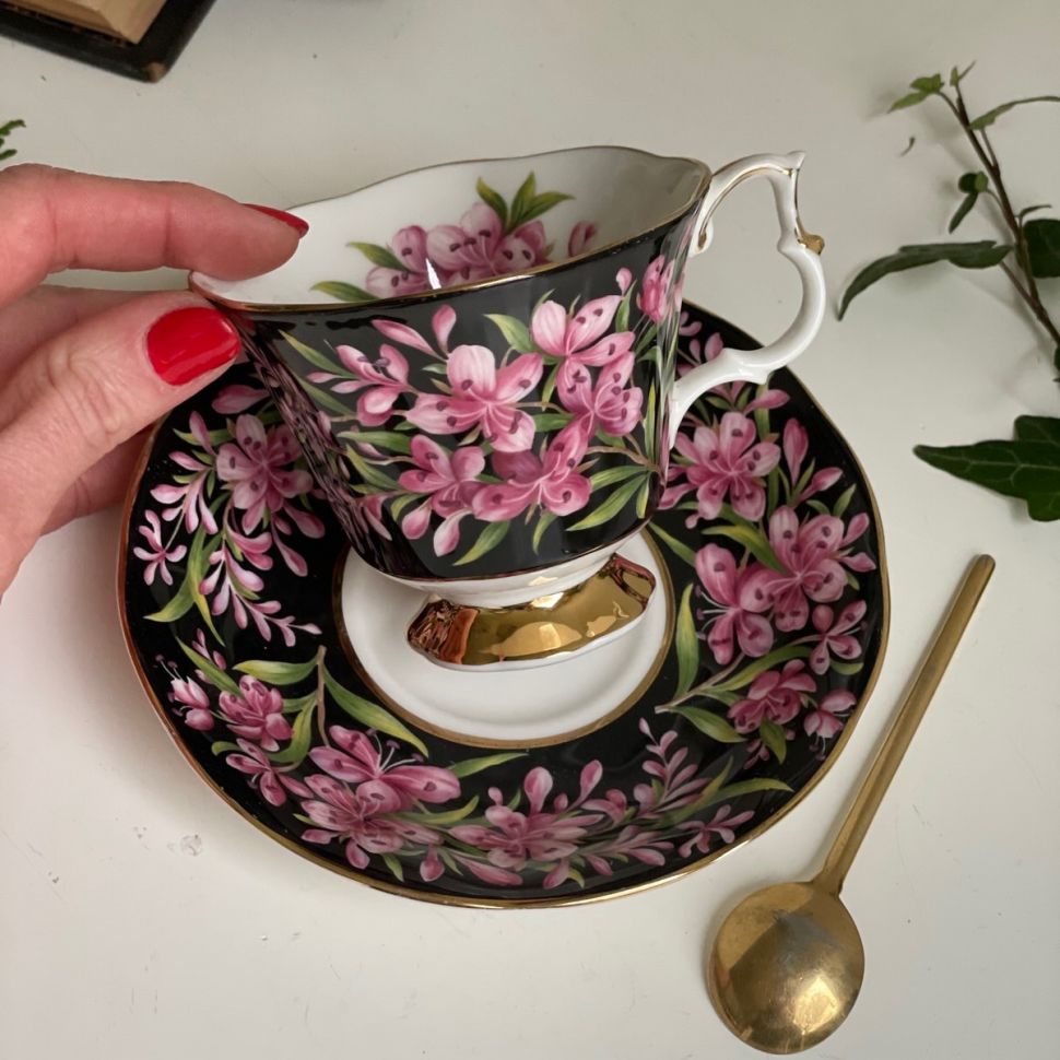 Чайная пара черный Royal Albert Provincial Flowers Fireweed 200 мл Англия