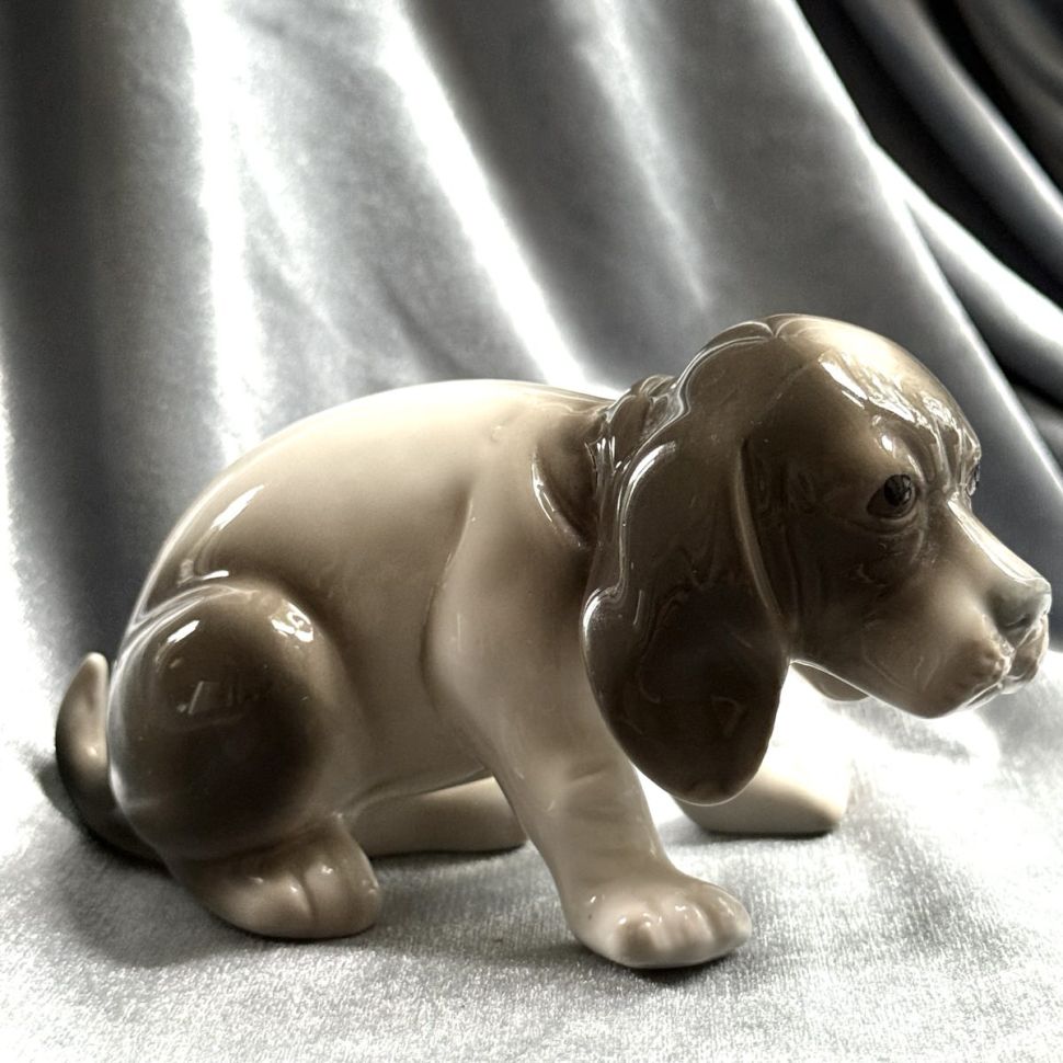 Статуэтка Lladro Щенок Бигля 14 см фарфор Испания изъян