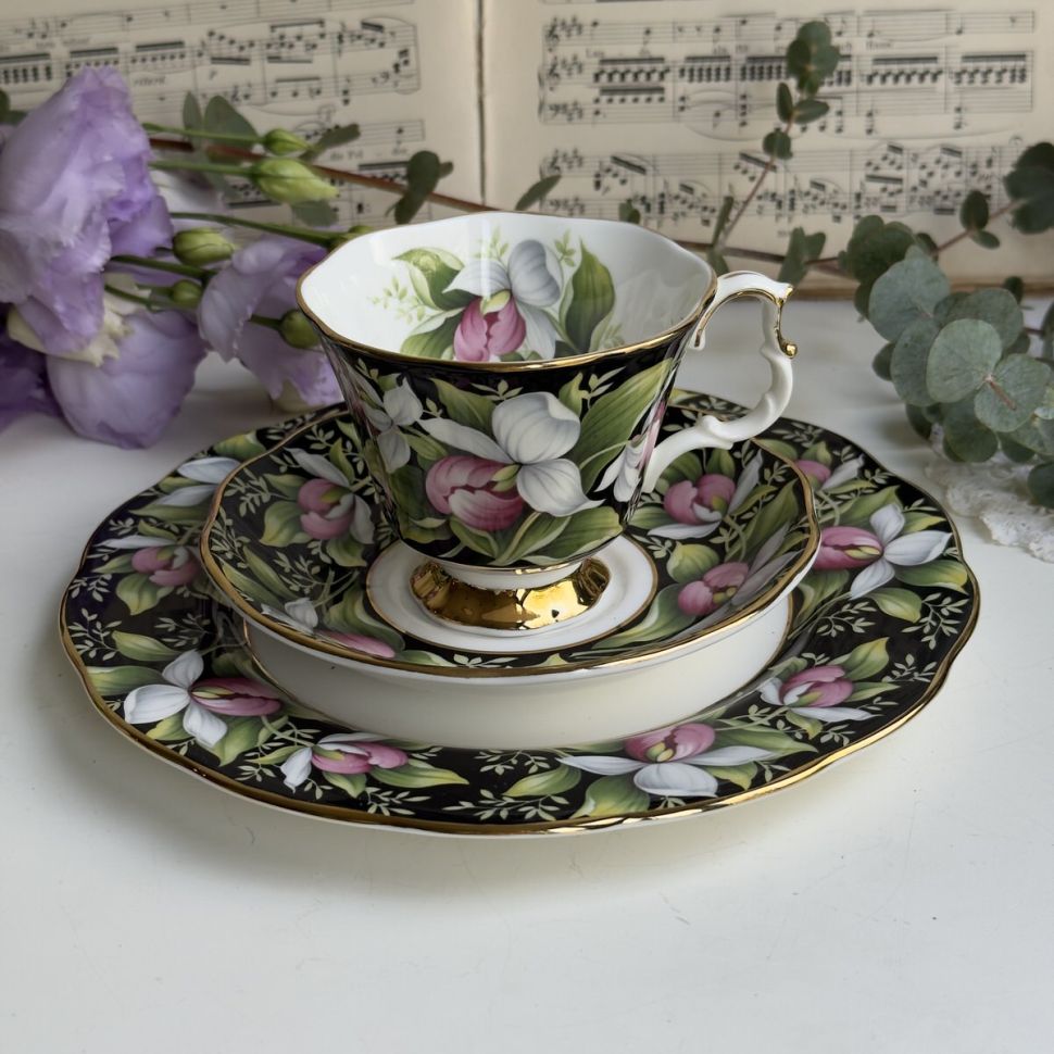 Чайное трио черный Royal Albert Provincial Flowers Ladys Slipper 200 мл Англия