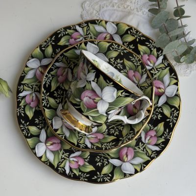 Чайное трио черный Royal Albert Provincial Flowers Ladys Slipper 200 мл Англия