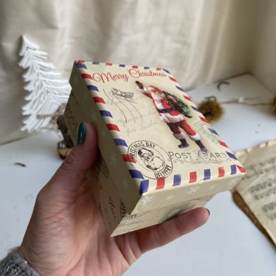 Коробочка подарочная новогодняя