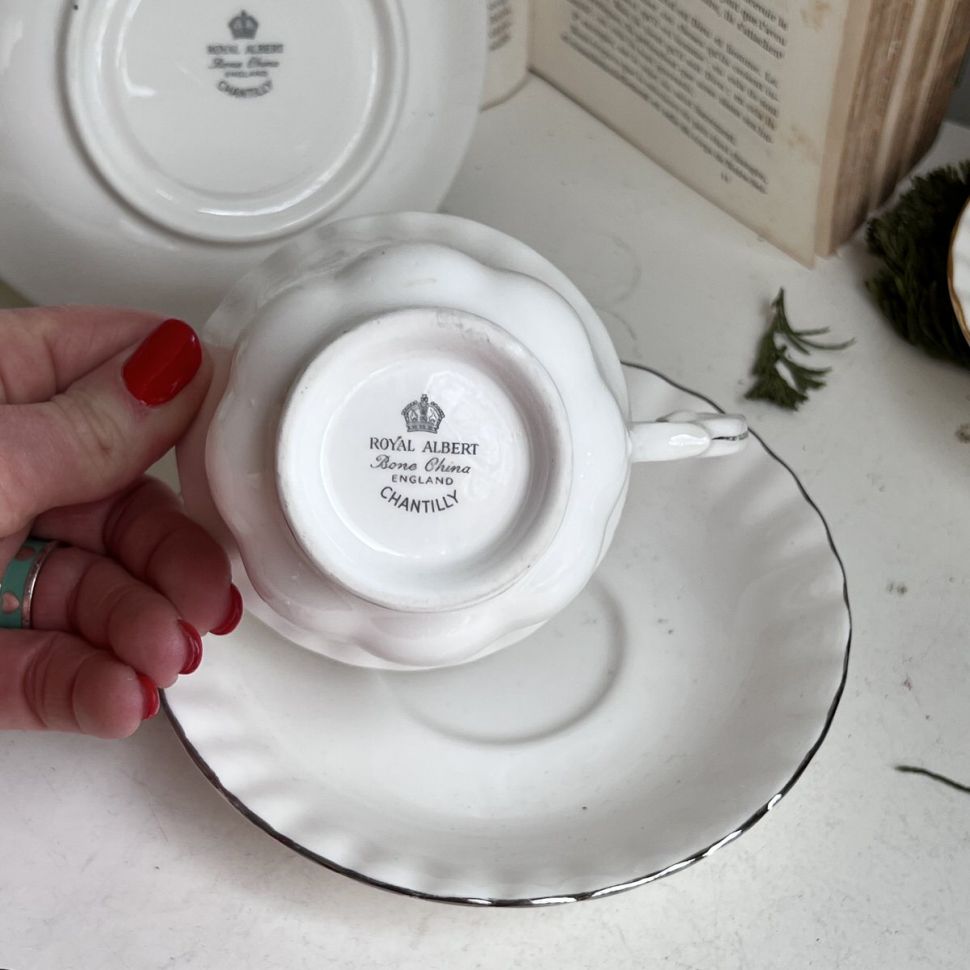 Чайная пара Royal Albert Chantilly 200 мл Англия 