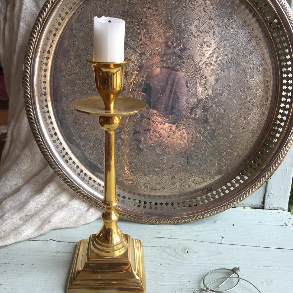 Подсвечник на одну свечу латунь на постаменте