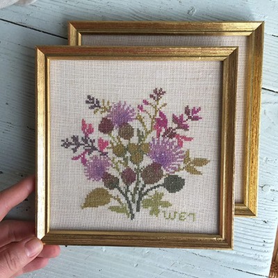 Вышивка панно в раме Чертополох, Швеция