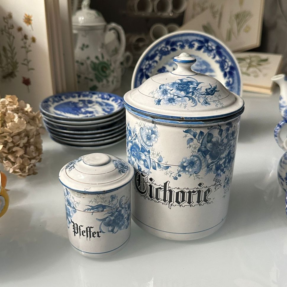 Банка для хранения 22 см Chichorie эмаль
