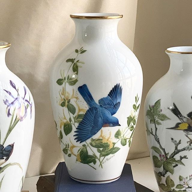 Ваза Franklin Mint 1985 The Bluebirds of summer
