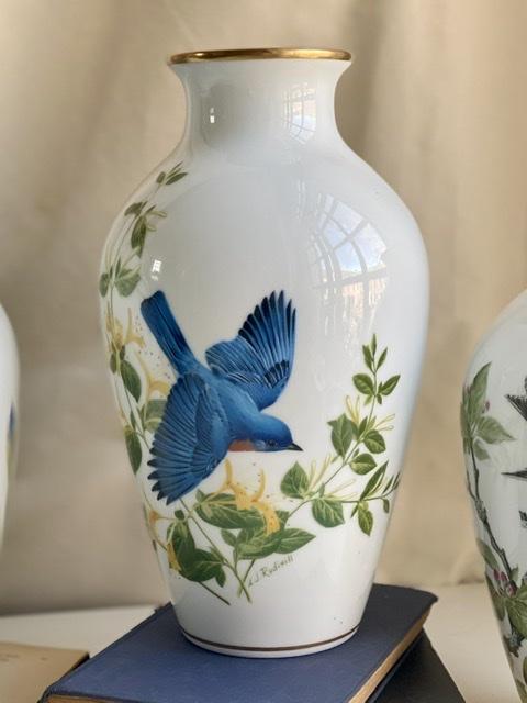 Ваза Franklin Mint 1985 The Bluebirds of summer