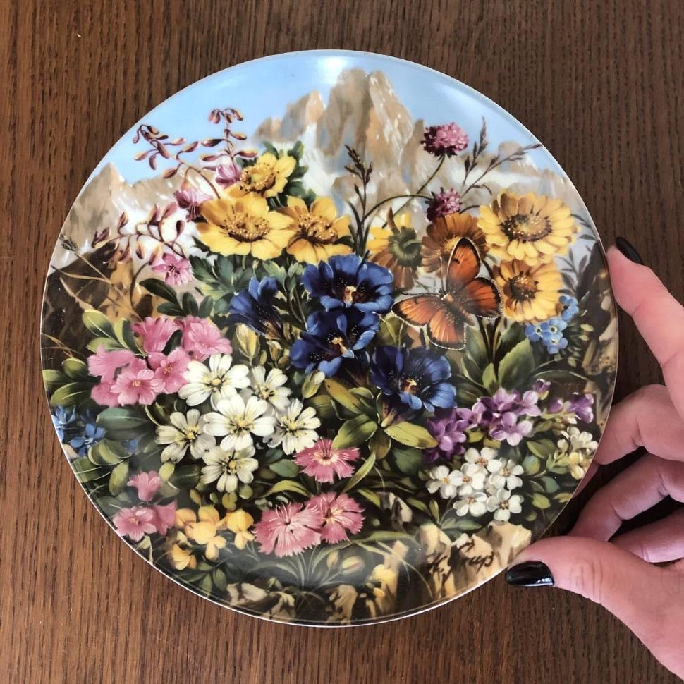 Тарелка Furstenberg Zwischen den Felsen 1989