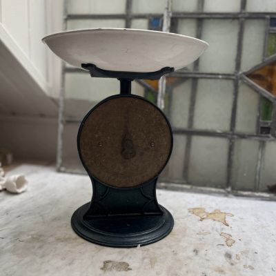 Весы с чашей HUSHALLS VAG Швеция чугун