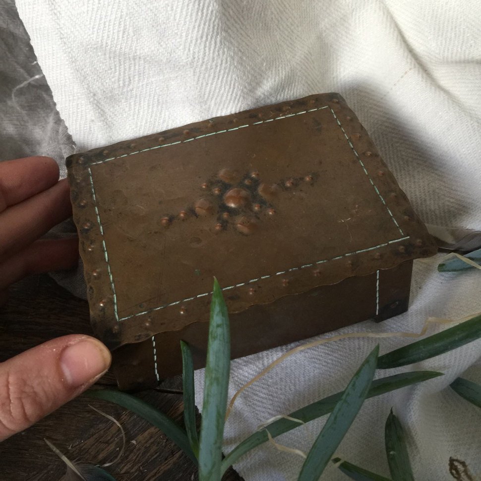 Коробка шкатулка мыльница с крышкой, медь