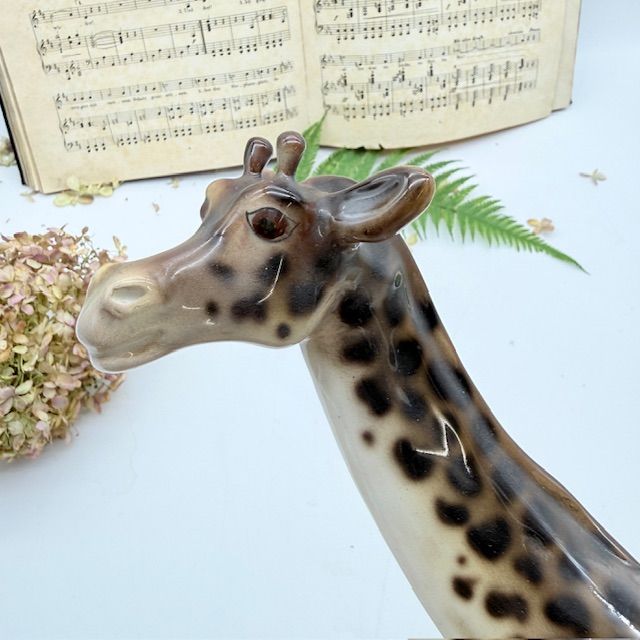 Статуэтка Жираф 35 см фарфор 