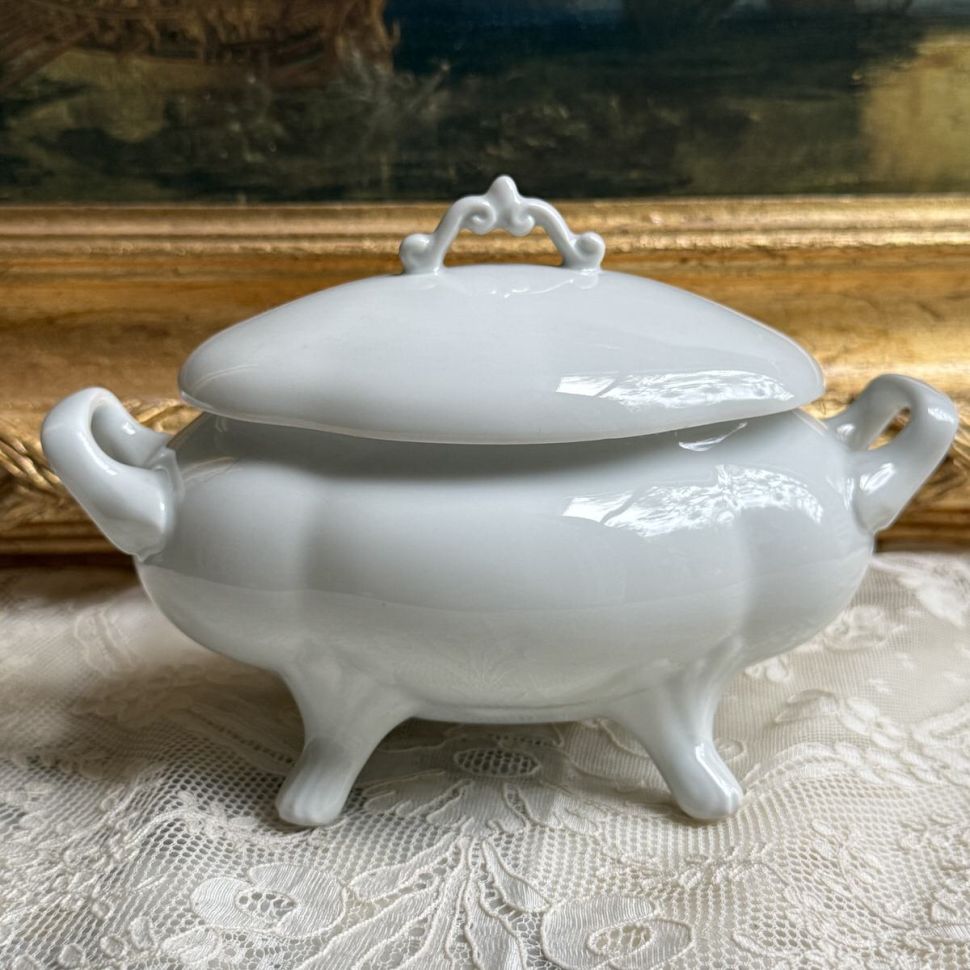 Шкатулка Limoges 18 см фарфор Франция