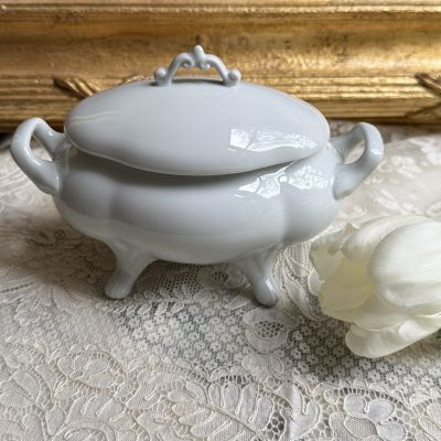 Шкатулка Limoges 18 см фарфор Франция