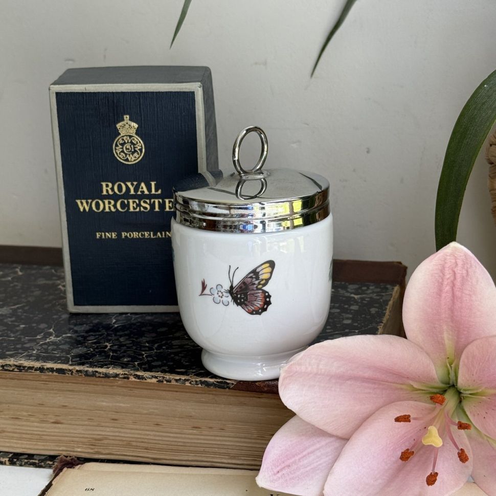 Кодлер на 2 яйца Royal Worcester Земляника Англия