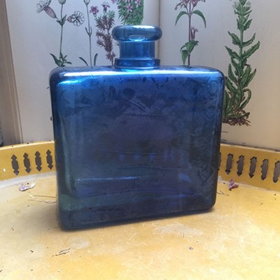 Ваза фляга синяя 40-е гг