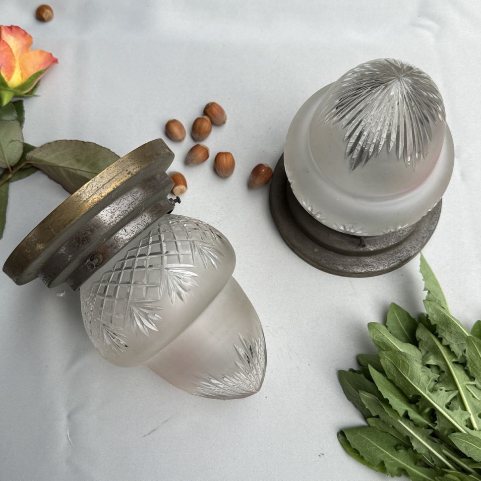 Лампа потолочная Желудь 17 см хрусталь медь 40-е гг.