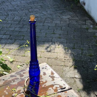 Ваза-бутылка 32см узкая синяя