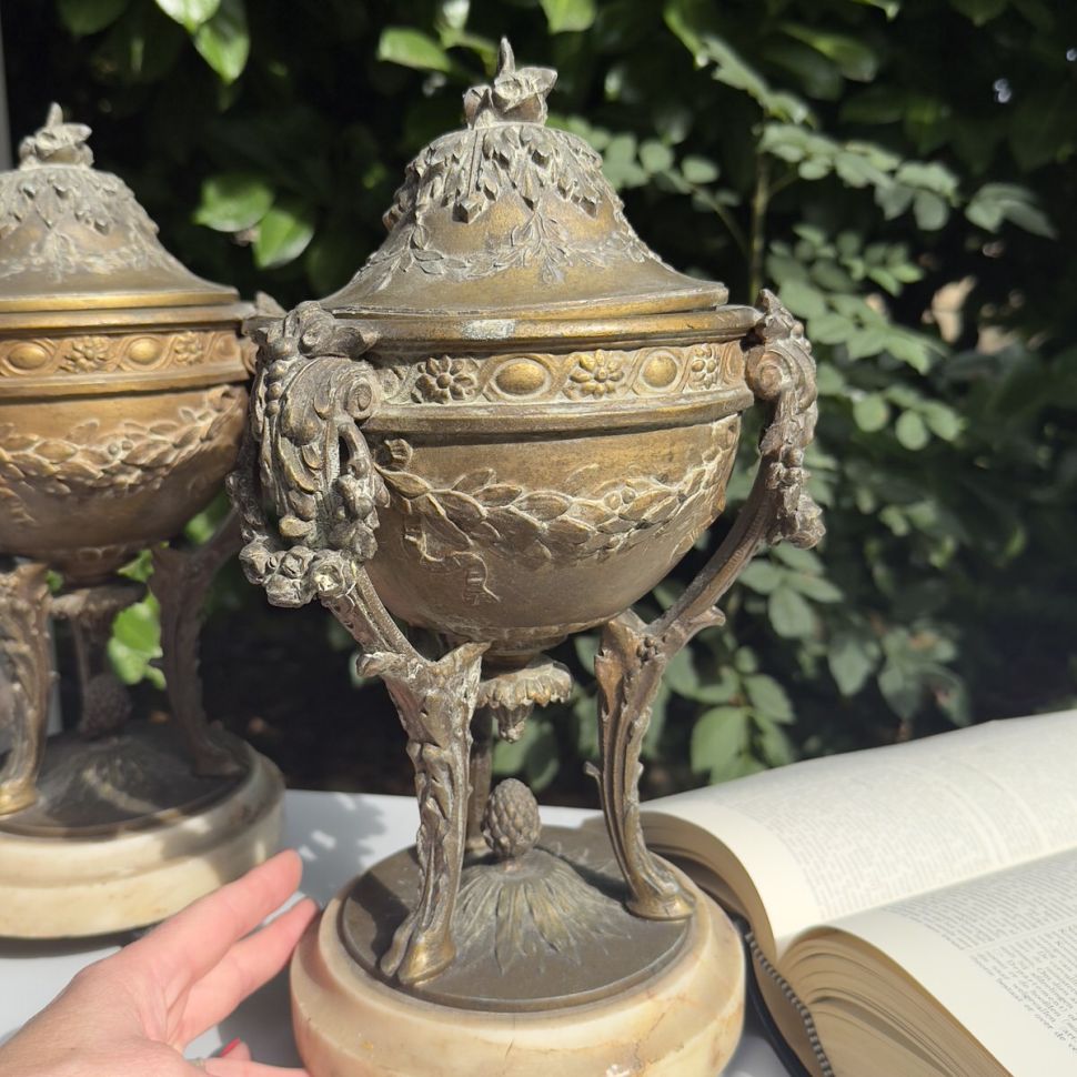 Ваза каминная 33 см 19 век набор 2 шт Франция шпиатр мрамор