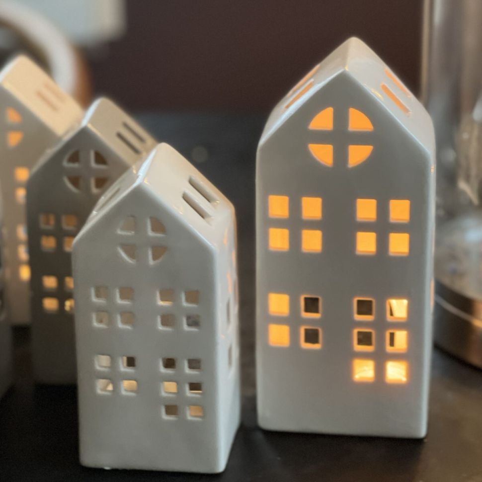 Подсвечник большой домик керамический 8х19 см белый