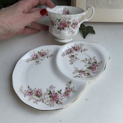 Чайная пара с овальным блюдом Royal Albert Lavender Rose 200 мл Англия